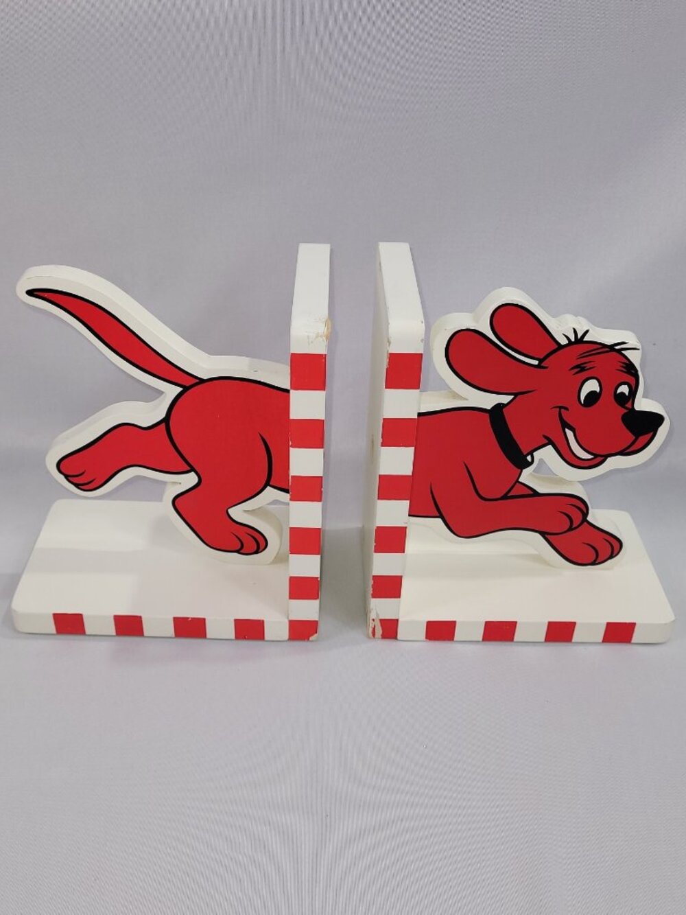 Clifford The Big Red Dog Vintage 2003 Striped Book Ends by Wink Inc.